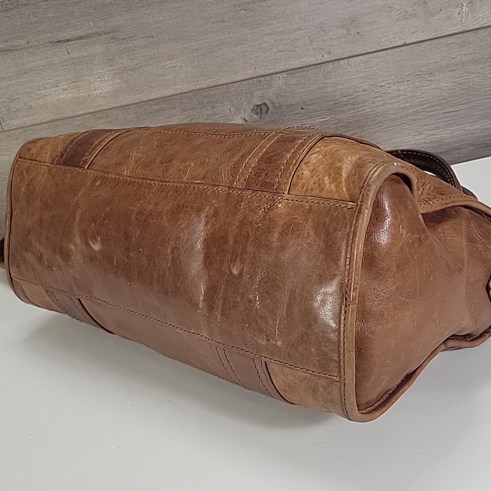 Frye Classic Brown Leather Crossbody Tote Bag - Picture 10 of 16